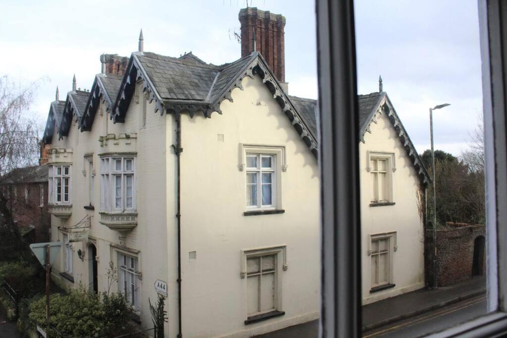 Medieval Roots And Harry Potter Townhouse - Hiking Near Ludlow Leominster Buitenkant foto