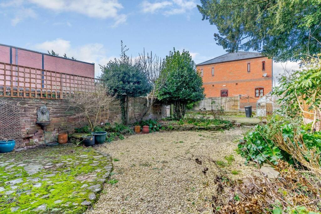 Medieval Roots And Harry Potter Townhouse - Hiking Near Ludlow Leominster Buitenkant foto